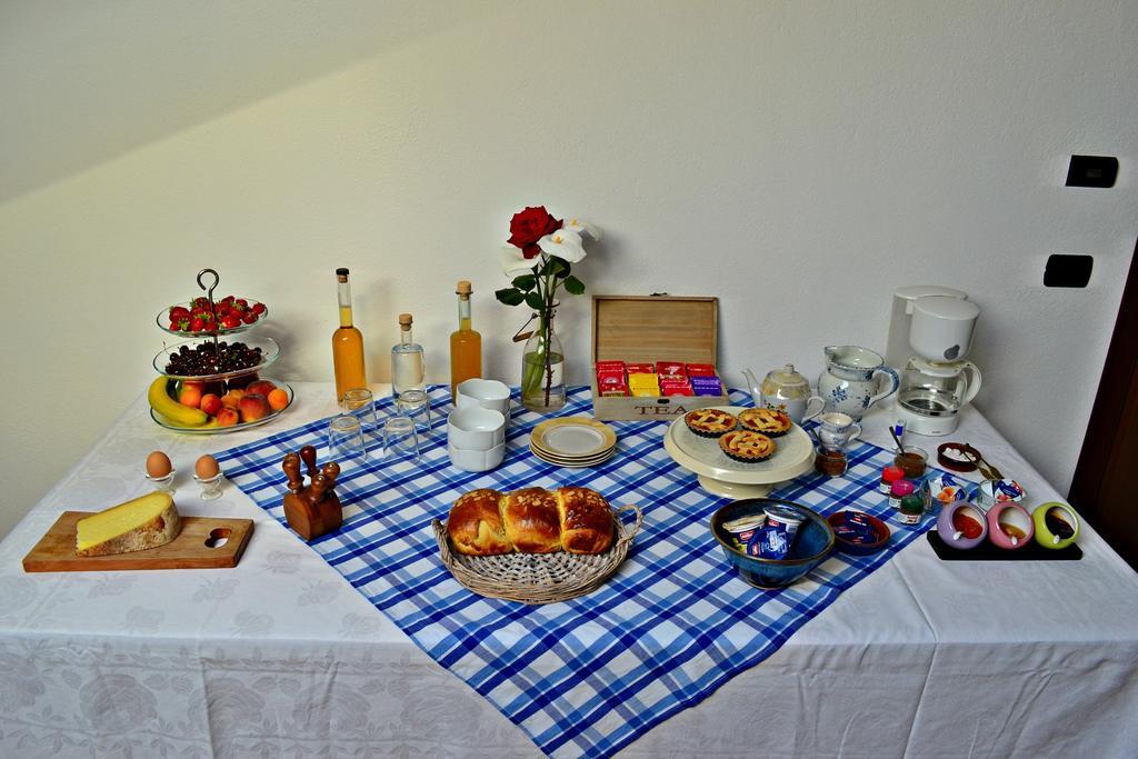 B&B 'L Cumbalot Perosa Argentina Екстер'єр фото